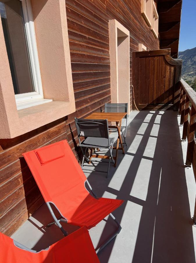 Vars, Appart Spacieux Renove 4 Couchages Dans Chalet Vars  Exteriér fotografie